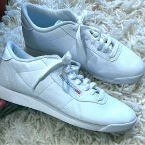 Reebok Classic White Sneakers size 10
